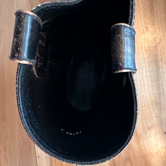 Frye Distressed Black Leather Smith Harness Men's Boots - Picture 8 of 10